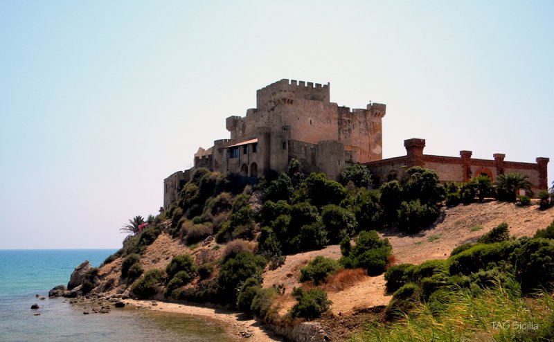 Castello di Falconara